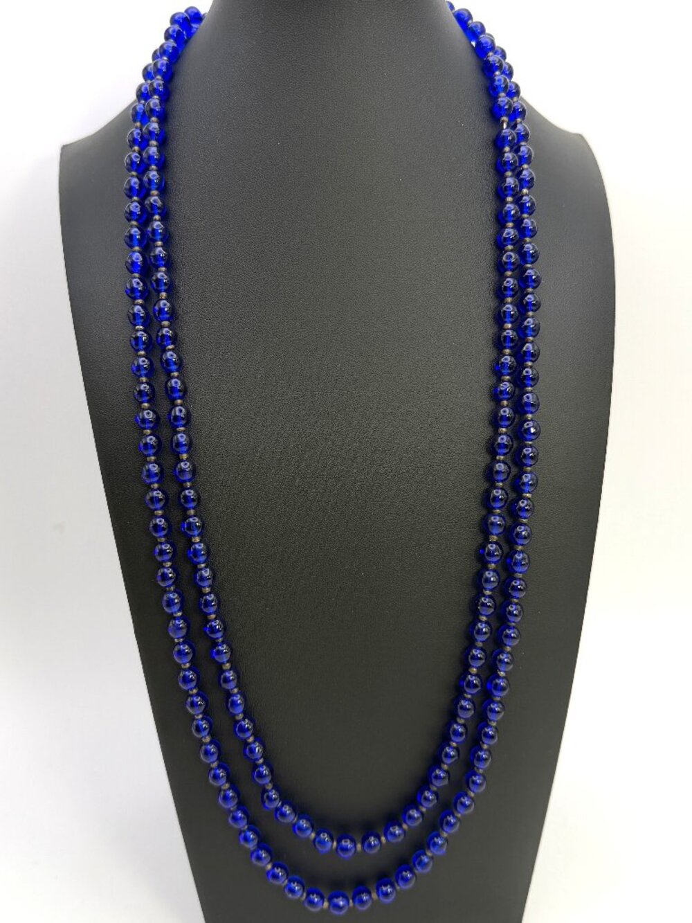Vintage Cobalt Blue Glass Bead Necklace Flapper Rope 60 in 86g